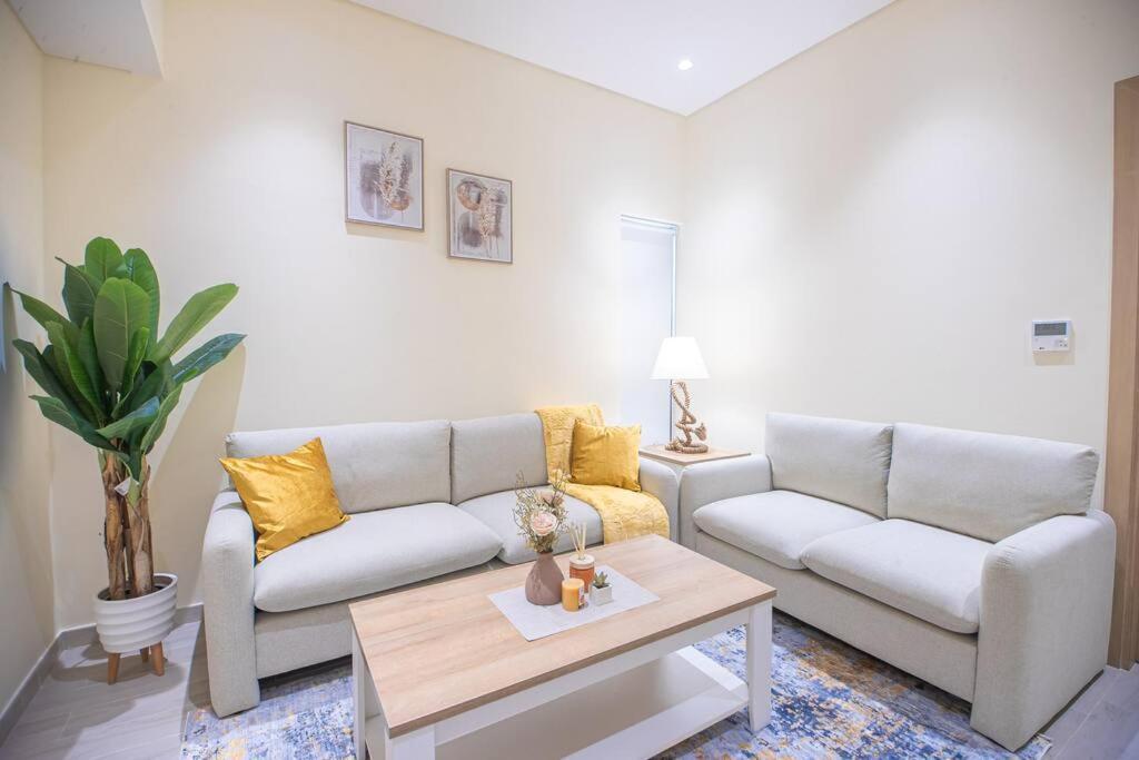 Luxury 3 Bdr Villa By The Sea 54 Эль-Фуджайра Экстерьер фото