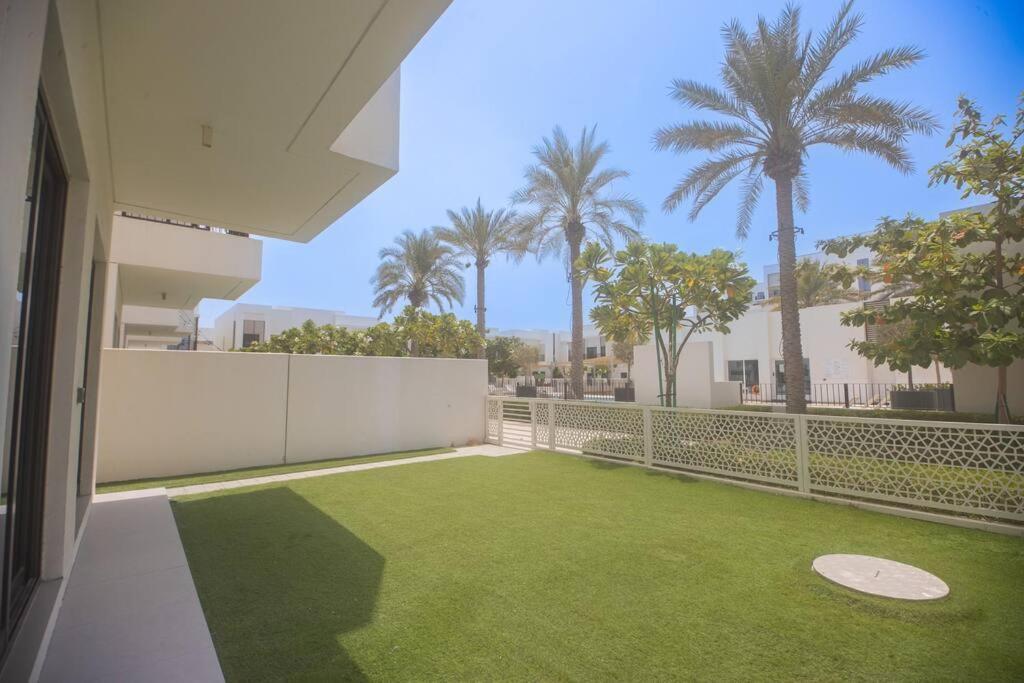 Luxury 3 Bdr Villa By The Sea 54 Эль-Фуджайра Экстерьер фото